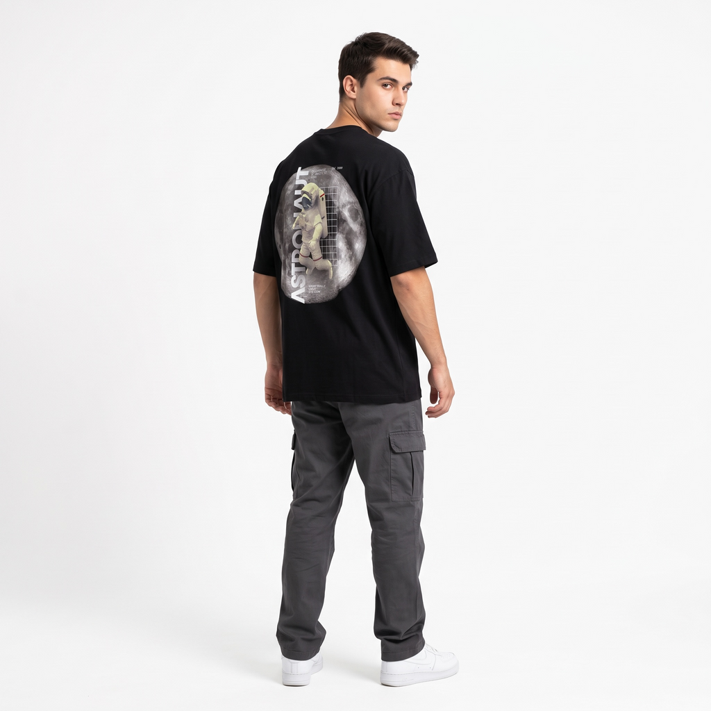 Camiseta Oversize "Astronaut" | Beyond Limits